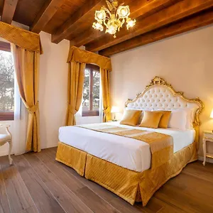 laguna-doro-luxury-apartments.hotelslidodijesolo.com/